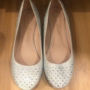 Size 10 flats